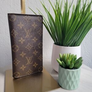 Authentic Vintage Louis Vuitton Monogram Checkbook Holder